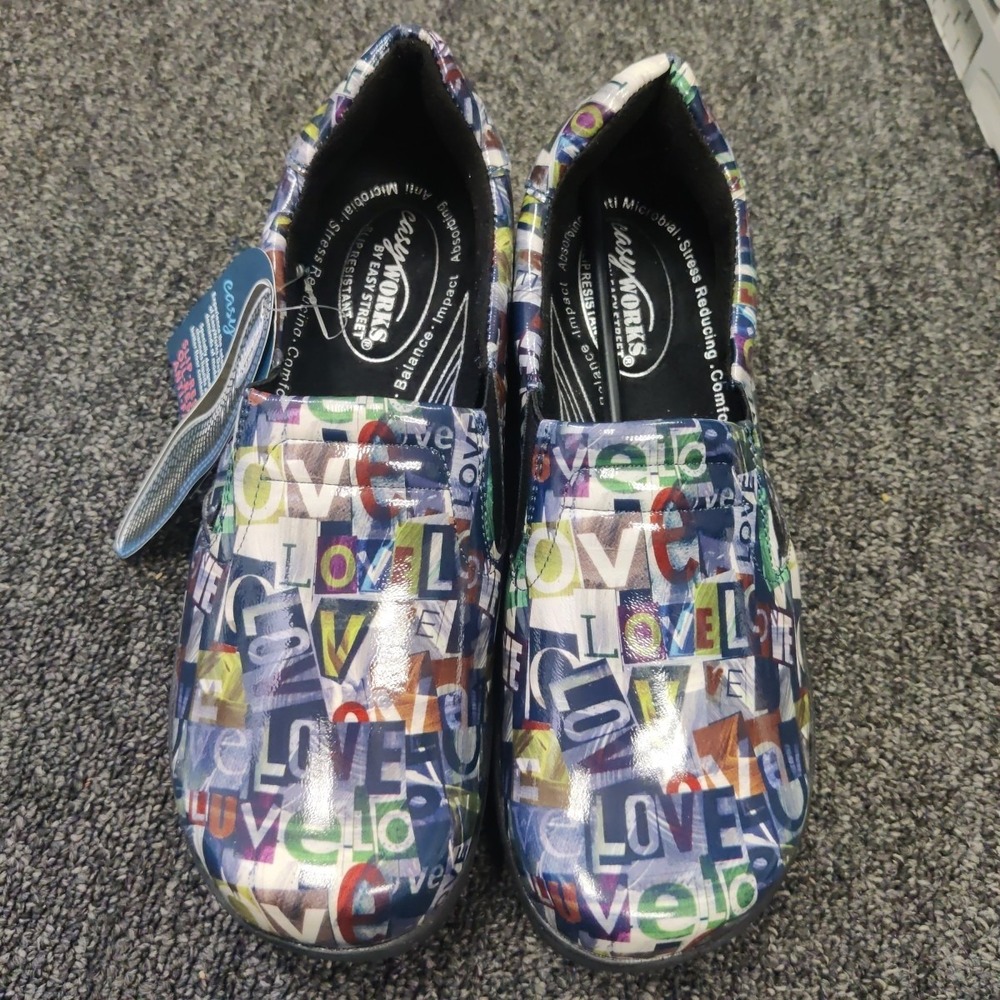 Easy Works by Easy Street LOVE Slip Resistant Clog Work Shoe Size 6 ww Brand NEW